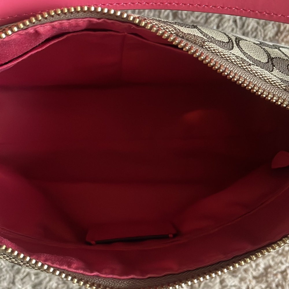 Coach Handbag - Picture 3 of 4